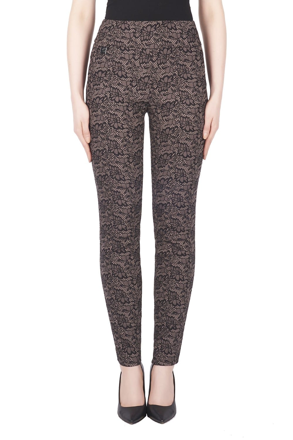 183549-black-decabana-front-web