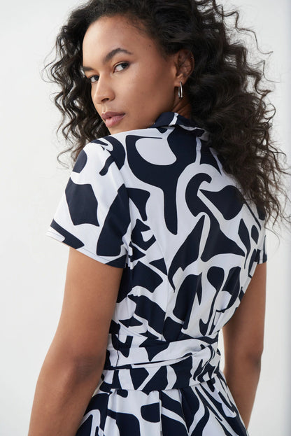 222105
