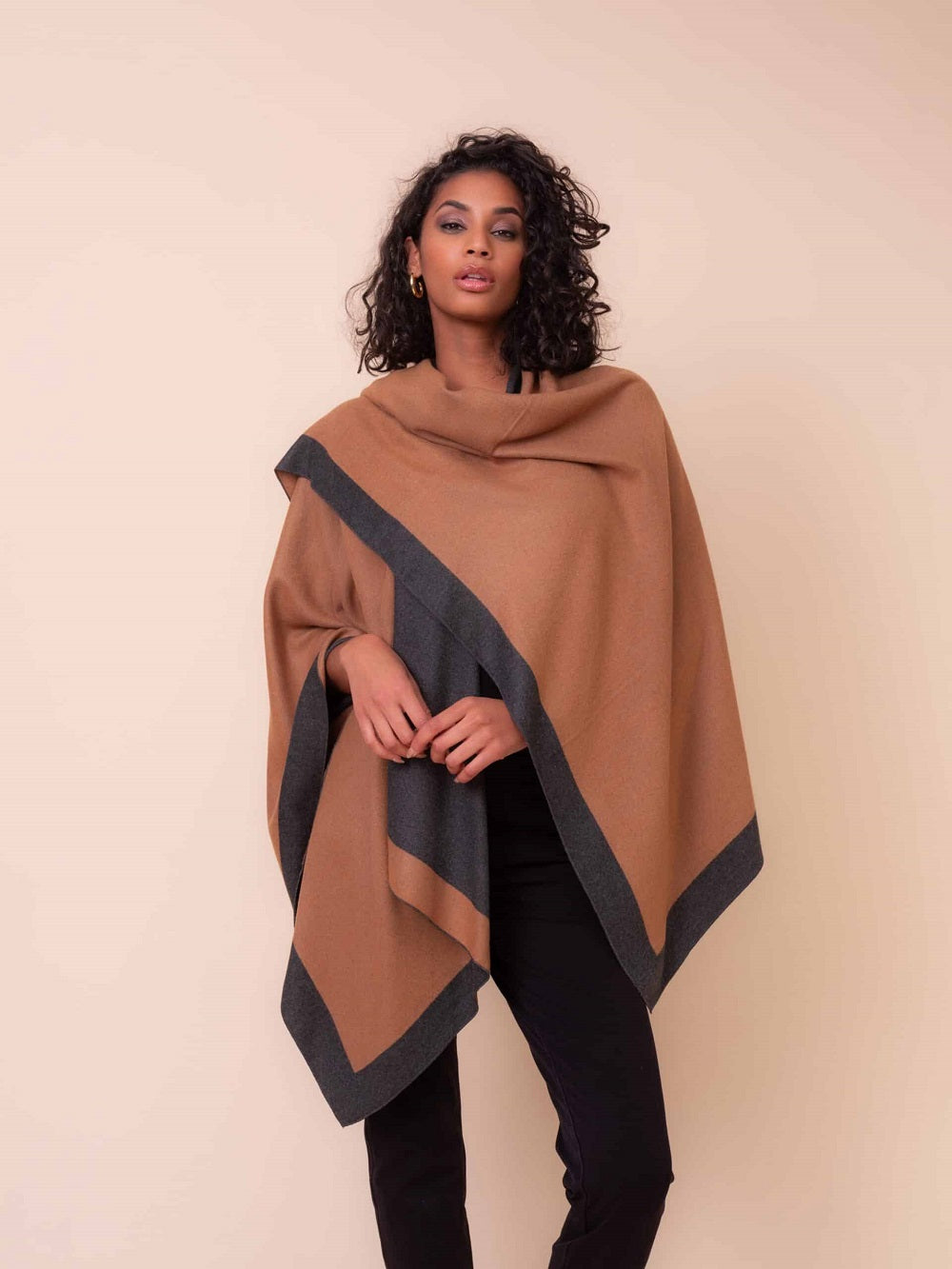 Alison Sheri - Tan/Grey - Wrap/Cover - New